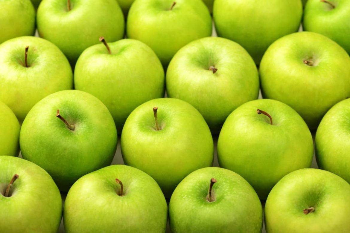 سیب سبز وارداتی که گران ترین هزینه گمرک را دارد